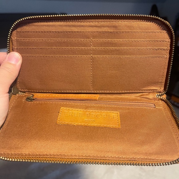 Free People Wallet Wristlet - Picture 3 of 4
